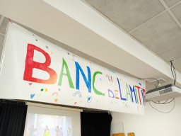 Gouter et inauguration du banc de l'amitié - M3B - mai 23